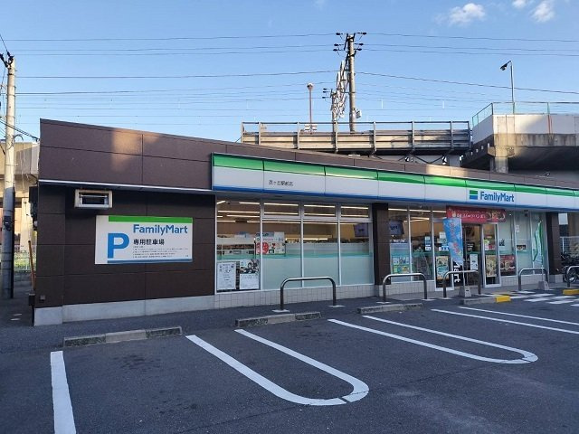 【周辺】 | カーサコルティーレ　Ⅰ | ファミリーマート様まで650m