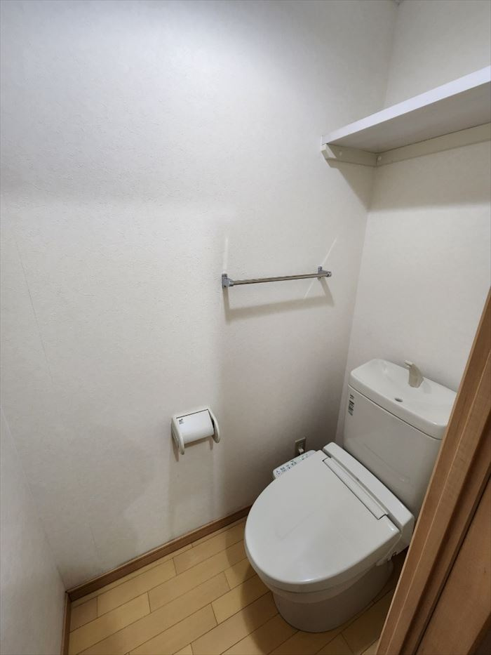 モナパレスのトイレ|落ち着いたトイレです