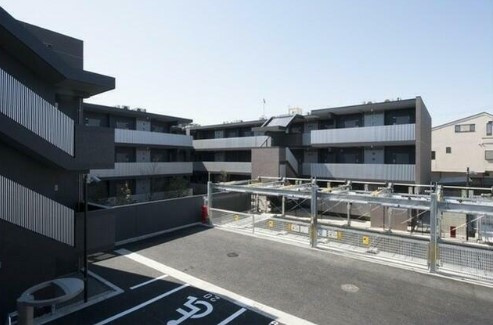 ヒューリックレジデンス調布柴崎の駐車場