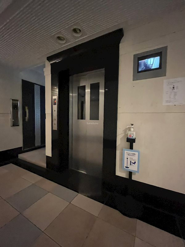プレサンス本町リアルシティの外観