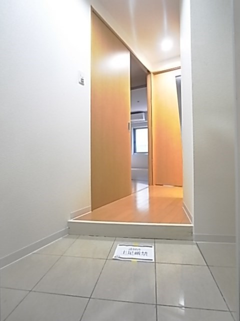 ラムール長田の玄関
