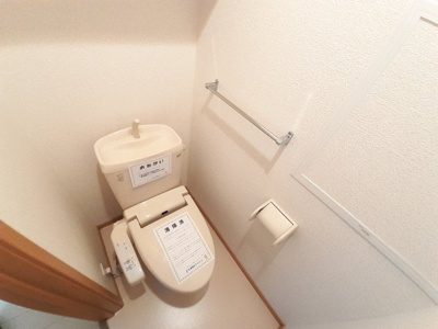 【トイレ】 | ソレイユ元町Ｂ | シンプルで使いやすいトイレです