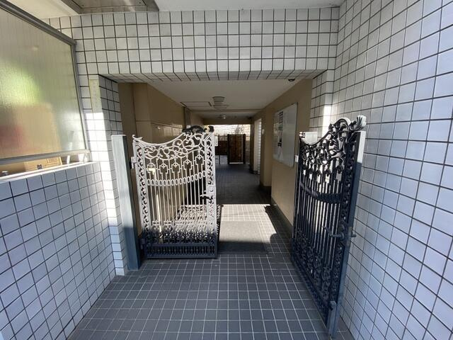 トップ恵比寿のエントランス