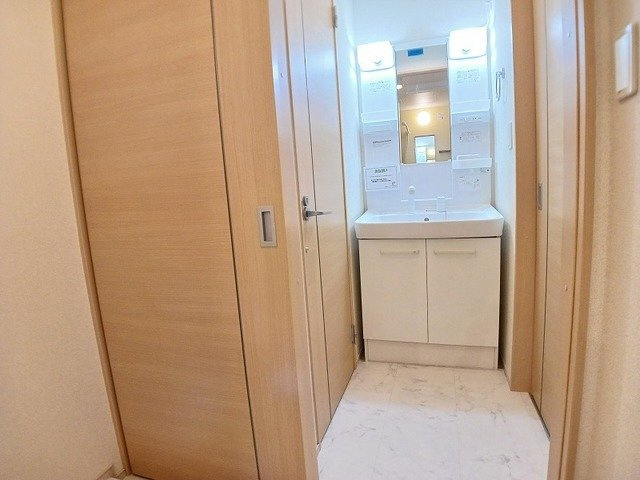 【洗面所】 | プランタンコートⅤ | 脱衣スペースもあります