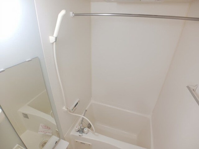 【浴室】 | ａｕｂｅ春の町 | 日々の疲れを癒すお風呂付です