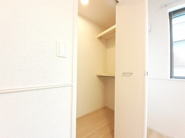 【収納】 | バランタイン　Ⅱ | たっぷりとした収納スペースです