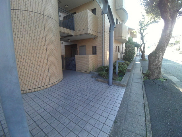 シャルマン屋敷本のエントランス