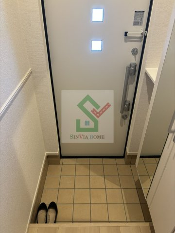 サクセスツリー1の玄関