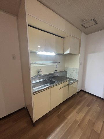 成小路ハイツのキッチン