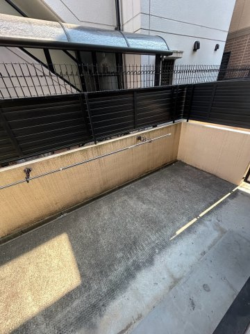 ドム北口のバルコニー