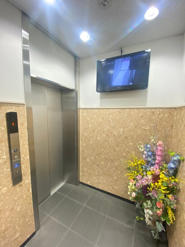 ディオレクレスト東心斎橋のロビー