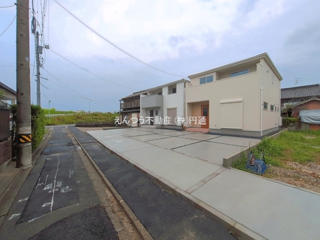 リーブルガーデン下之一色町中ノ切の前面道路含む現地写真