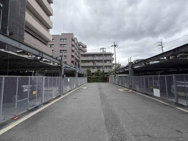ライオンズガーデン枚方藤阪の駐車場|■物件内覧・資金計画相談・住宅ローン相談、リフォーム相談、お問合せ受付中■
※当日・翌日のご内覧、ご相談はお電話でのお問合せがスムーズです！