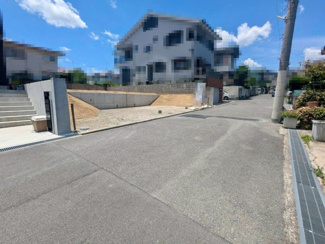【前面道路含む現地写真】 | 高倉台　売土地　全２区画 | 自由設計可能ですので、家族の希望が詰まったマイホームを建築出来ますね！