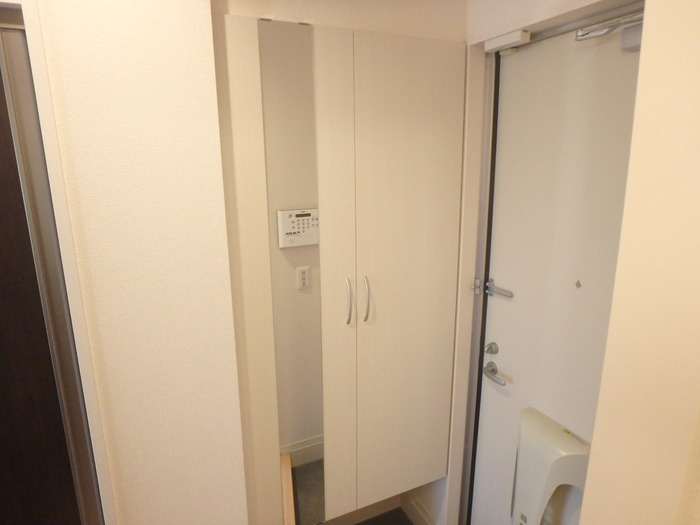 Ｄ－ｒｏｏｍ ＳＡＫＵＲＡの玄関