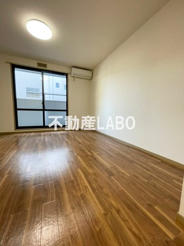 アメニティー東住吉の洋室