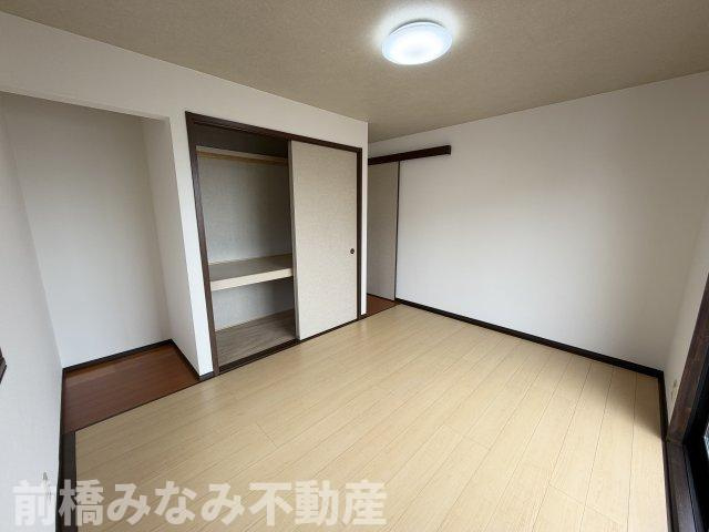 【中古】前橋市鳥取町　３LDK＋Sの洋室|明るい洋室です