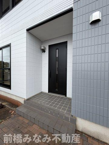 【中古】前橋市鳥取町　３LDK＋Sの玄関|ゆったりとした玄関です