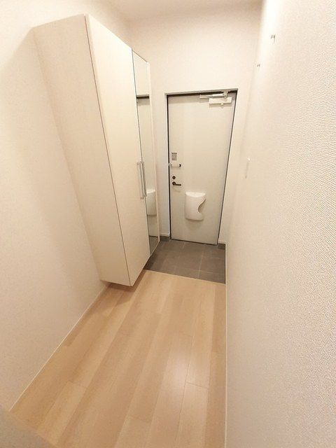 クルールＤの玄関
