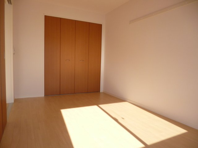 アルページュの洋室