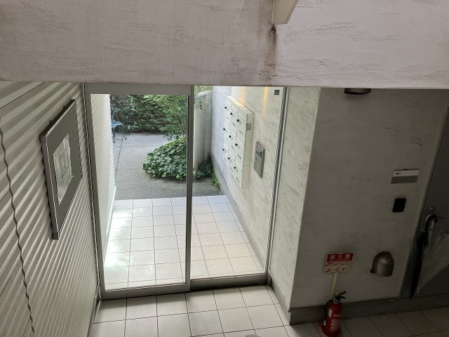 グランジュテ千駄木のロビー