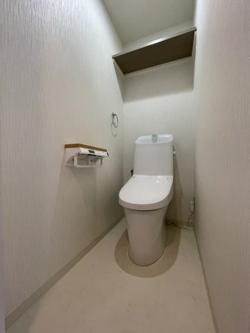 ケイズキューブのトイレ|落ち着いた色調のトイレです