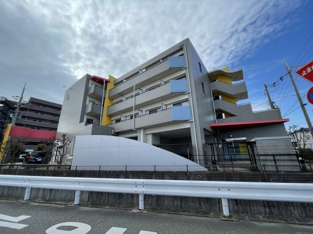 ケイズキューブの外観|落ち着いた雰囲気の外観です