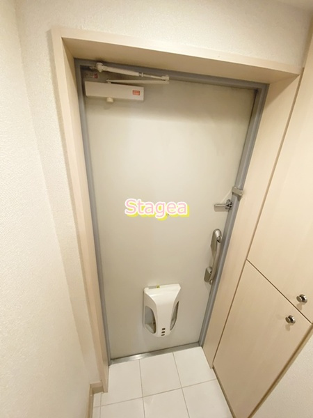 トムリーノの玄関