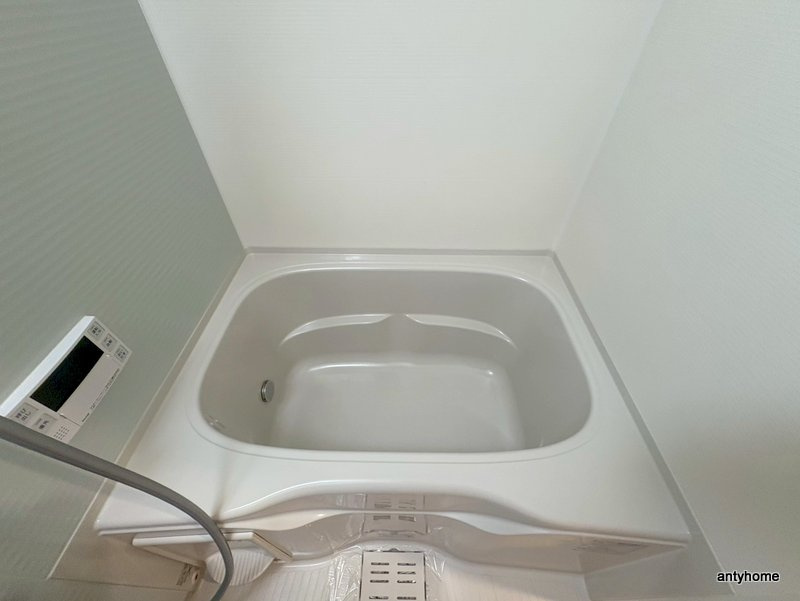 プレサンス　ＤＯＭＥＣＩＴＹ　コレーレ　仲介手数料無料の浴室