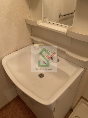 セレーノパラッツオの独立洗面台