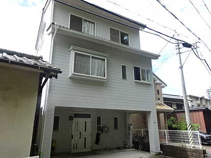 南区宇那町3階建中古戸建の外観