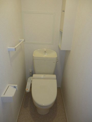 【トイレ】 | シオン | 清潔感のあるトイレです