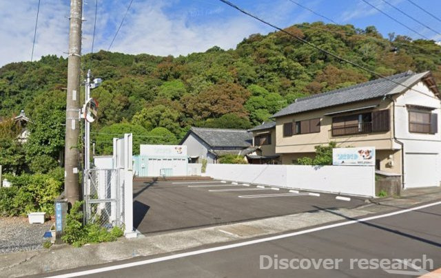 海まで徒歩2分、約283坪の広大な敷地。事業にも趣味にも、可能性が広がる大型売地。の外観