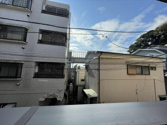 横浜市磯子区森２丁目のアパートの展望