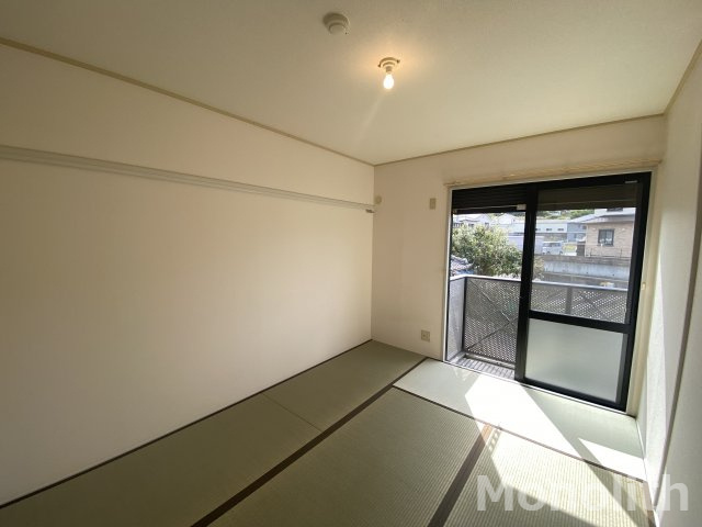 ハイツサンパティークの和室
