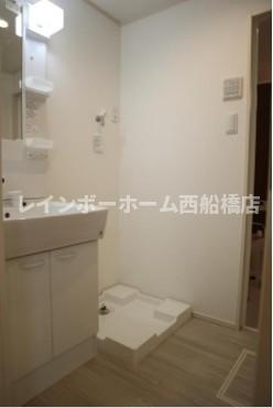 湊町ウッドヴィレッジの洗面所