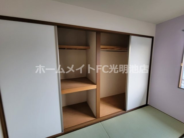 グリーンピア和泉B棟の収納