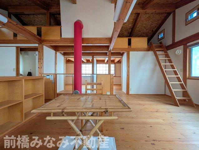 【中古】玉村町下新田　２LDK＋Sの居間・リビング|こちらの居間で趣味の時間をお楽しみください