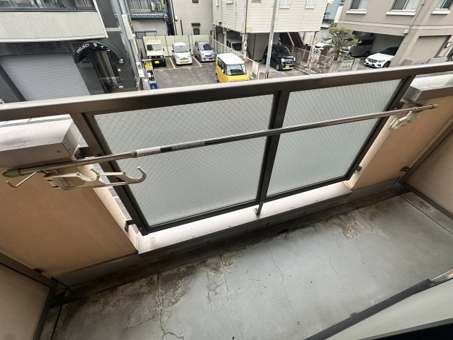 岸和田市宮前町の賃貸マンションのバルコニー