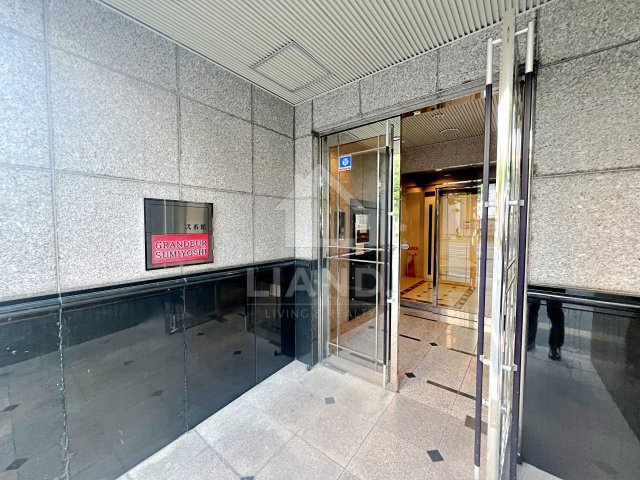GRANDEUR住吉弐番館　住吉小学校区のエントランス|grandeur住吉　弐番館
