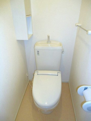 【トイレ】 | ソレイユ・西口Ｂ | 落ち着いた色調のトイレです