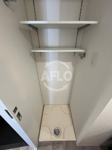 セレニテ新大阪ミラク壱番館の洗面所|セレニテ新大阪ミラク壱番館　洗濯パン