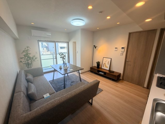 不二ハイツの展望|大きな空に包まれて、太陽の光をたっぷりと浴びながら過ごす毎日は、自然と家族の笑顔で溢れます。

現地ご見学希望・資料請求などお気軽にお問い合わせ下さい！
03-5990-5201