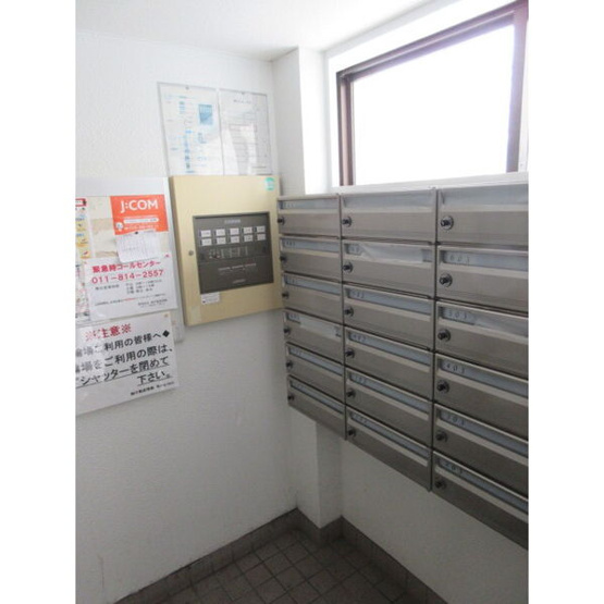 【エントランス】リズム医大前