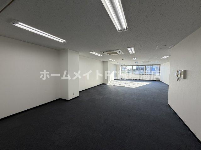 新瑞南ビルの内装