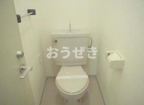 日神パレス生麦のトイレ
