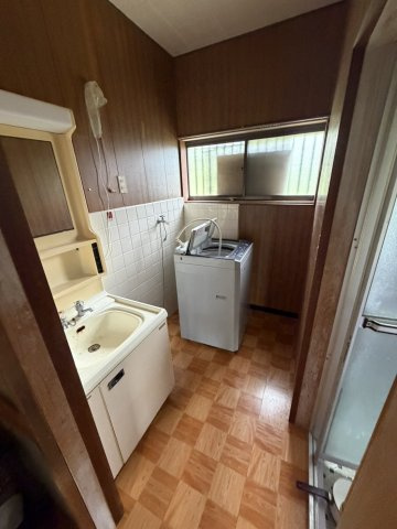 海草郡紀美野町福井・中古戸建・54801の洗面所