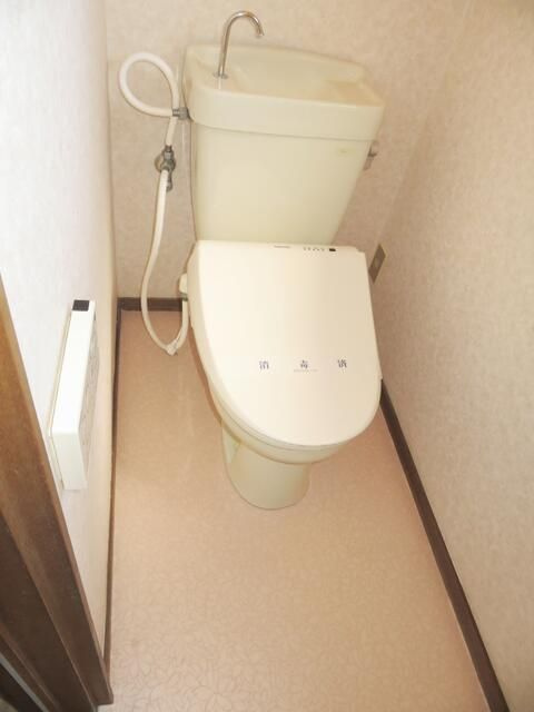 関根下土棚貸家のトイレ