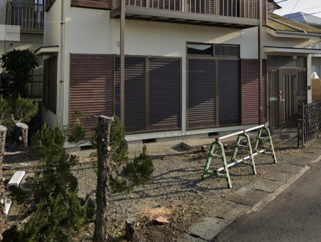 関根下土棚貸家の駐車場
