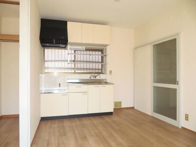 関根下土棚貸家のキッチン